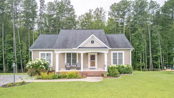 302 Thomas Circle, Farmville, VA 23901