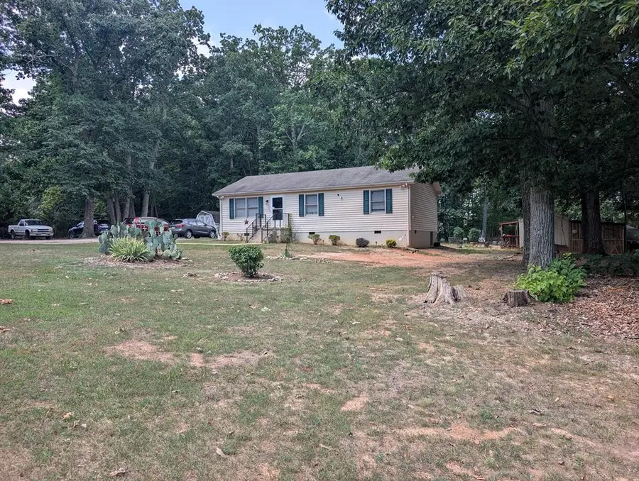 11111 S James Madison Hwy, Dillwyn, VA 23936 - #3