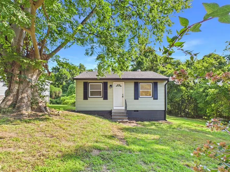 604 Grace St, Farmville, VA 23901 - #2