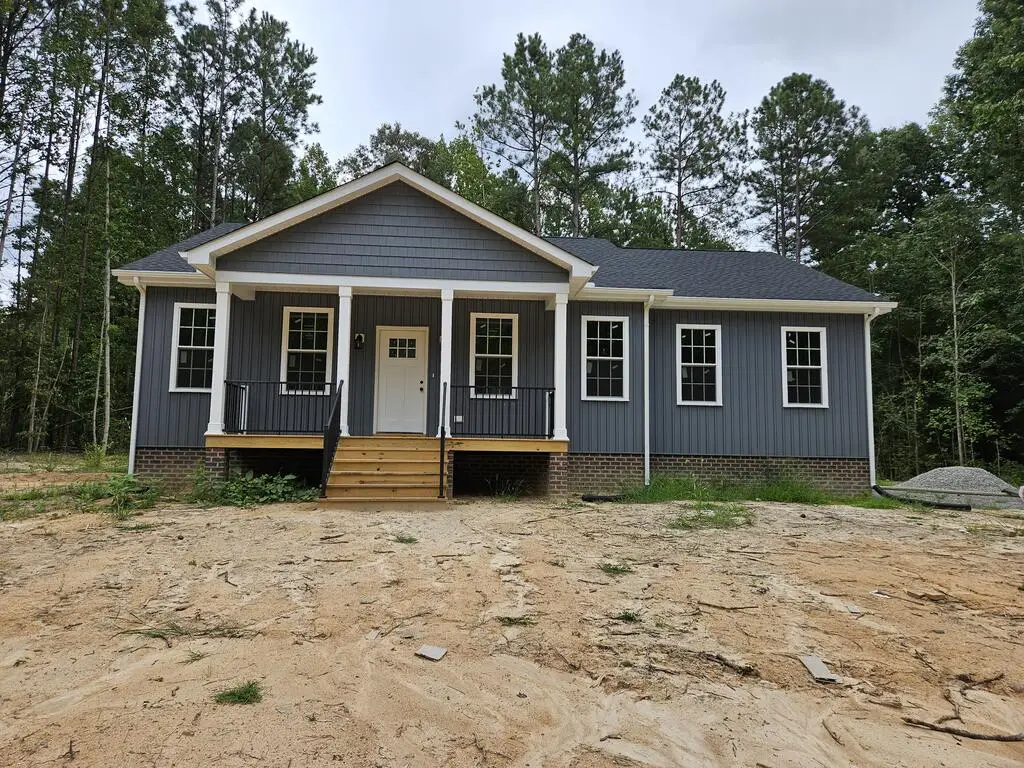 1321 Sweathouse Creek Rd, Amelia Court House, VA 23002 - #1
