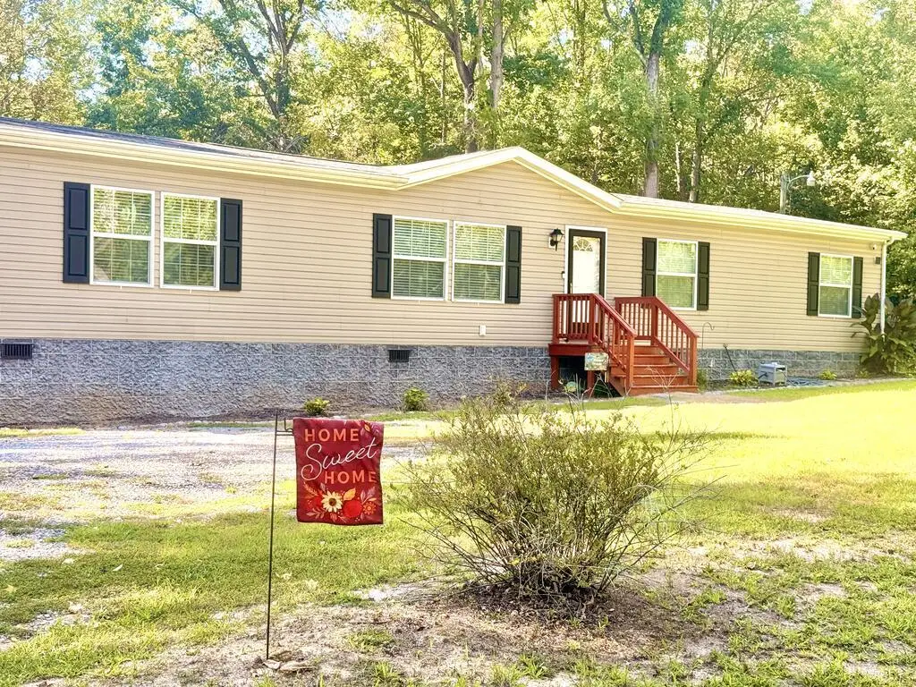 49 Ampthill Rd, Cartersville, VA 23027 - #1