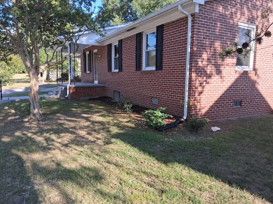 2009 College Street, South Boston, VA 24592 - #2