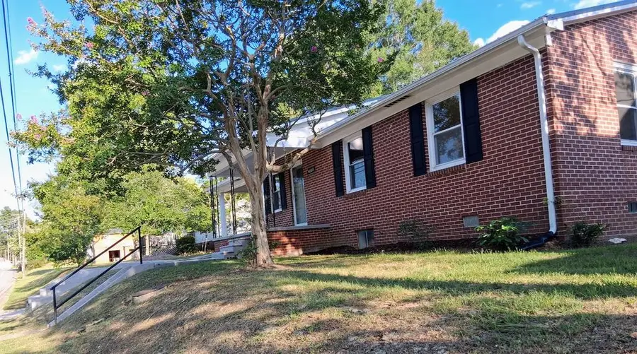 2009 College Street, South Boston, VA 24592 - #3