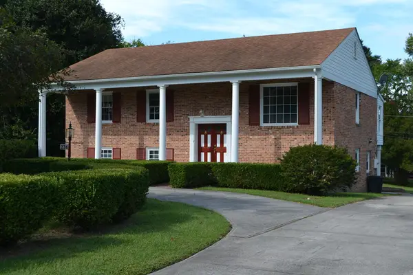 226 Virginia Ave, Farmville, VA 23901