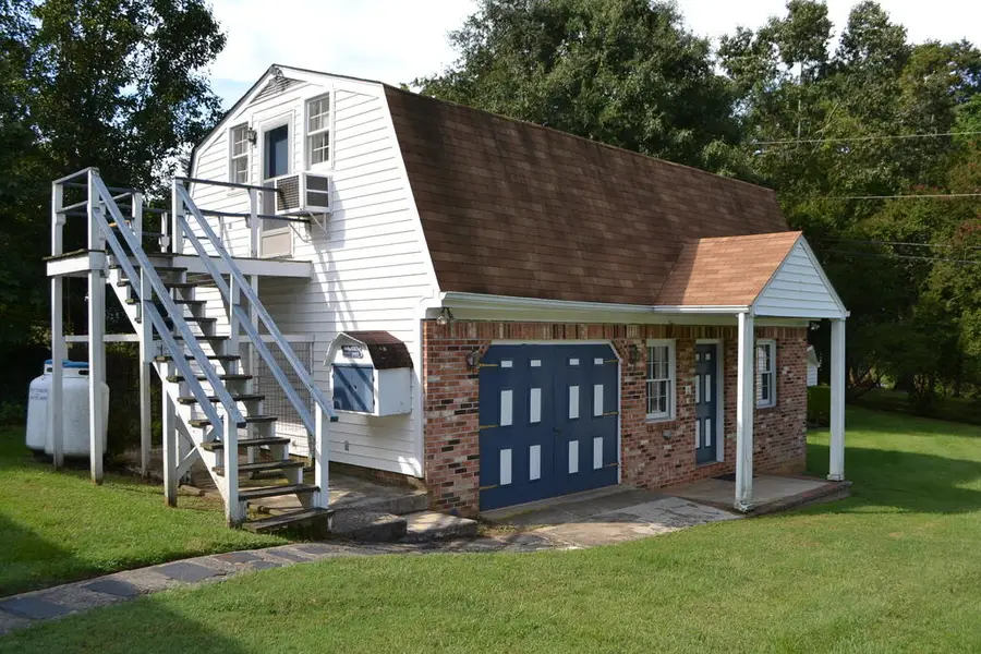 226 Virginia Ave, Farmville, VA 23901 - #3