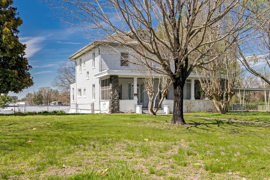 113 Archer Street, Crewe, VA 23930 - #3
