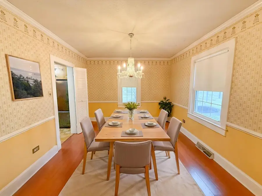 602 W. Virginia Avenue, Crewe, VA 23930 - #3