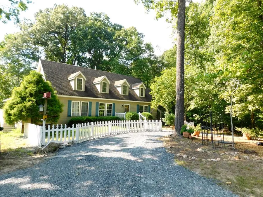 201 Deer Run, Farmville, VA 23901 - #2