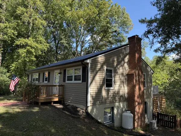 802 Bizzarre, Farmville, VA 23901