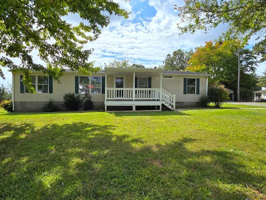 8106 Abilene Rd, Farmville, VA 23901 - #2