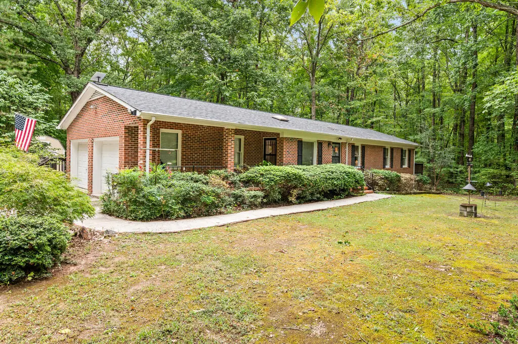 216 Whispering Wood Rd, Meherrin, VA 23954 - #1