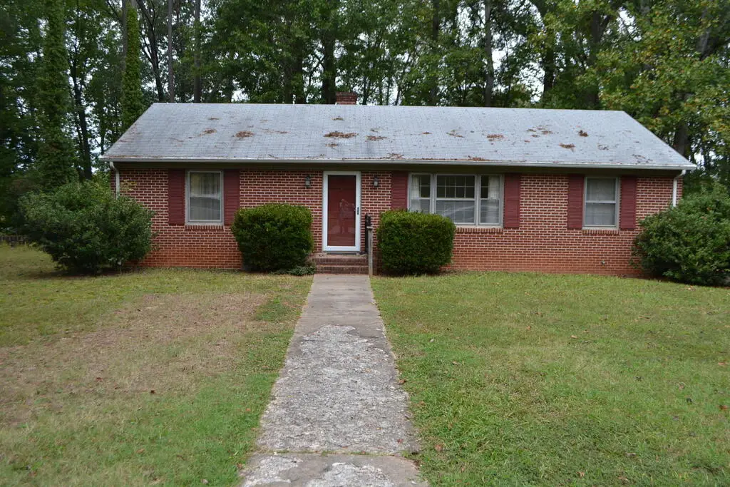 109 Westhill Dr, Farmville, VA 23901 - #1
