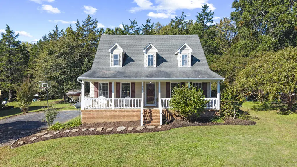 304 Dana Drive, Farmville, VA 23901 - #1