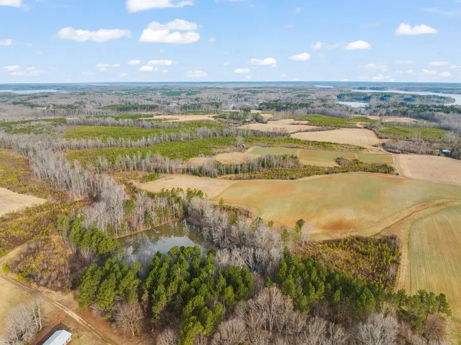 533 Ponderosa Road, Clarksville, VA 23927 - Image #2