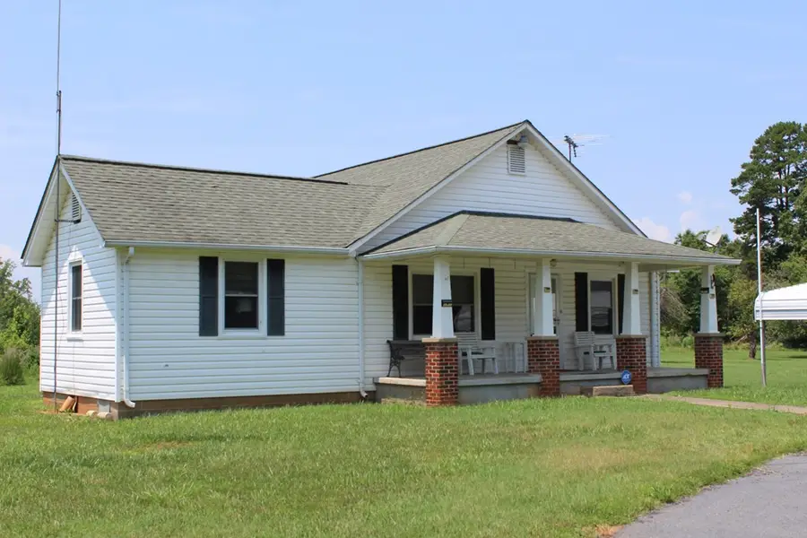 1028 Mount Carmel Road, Alton, VA 24520 - Image #2
