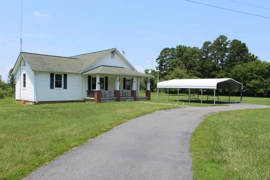 1028 Mount Carmel Road, Alton, VA 24520 - Image #3