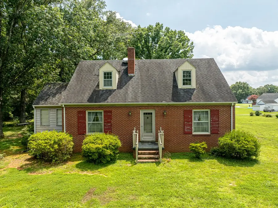 1029 Aarons Creek Road, Virgilina, VA 24598 - Image #2
