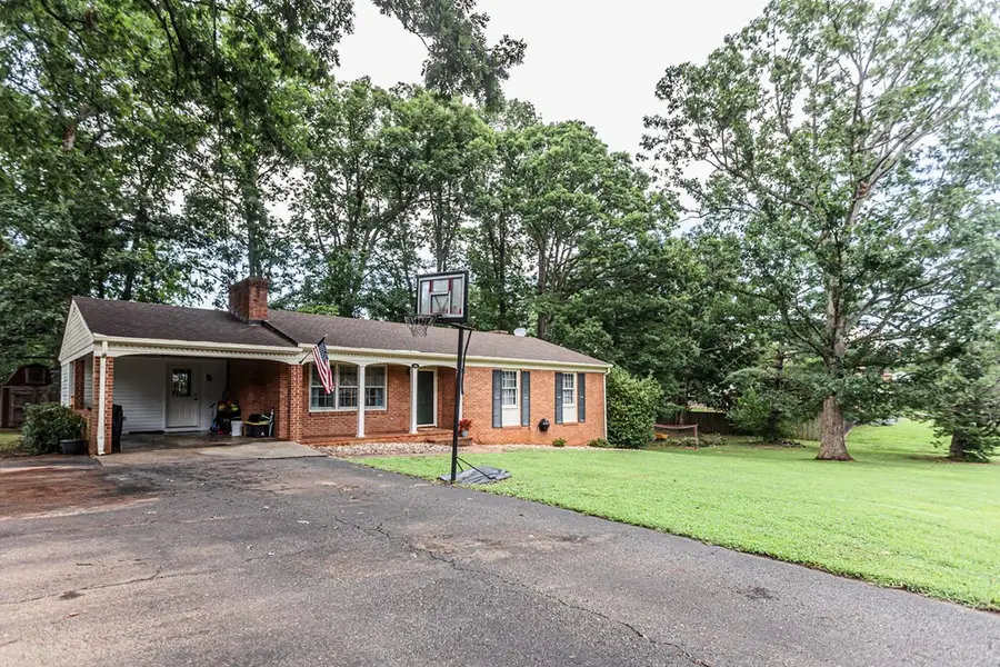 310 Morton Lane, Appomattox, VA 24522 - #2