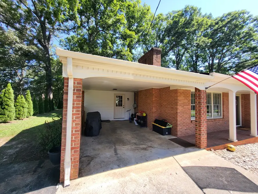 310 Morton Lane, Appomattox, VA 24522 - #3