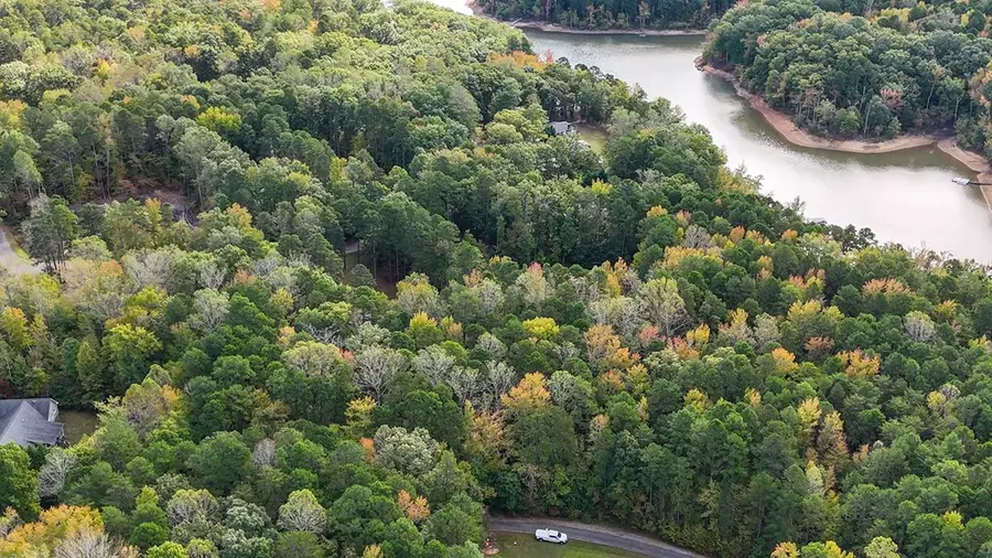 470 Cedar Point Drive, Buffalo Junction, VA 24529 - Image #3