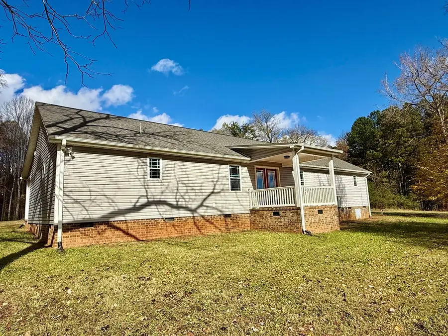 2061 Traynham Grove Road, Alton, VA 24520 - Image #3