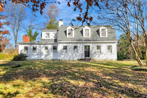 1012 Mountain Road, Halifax, VA 24558