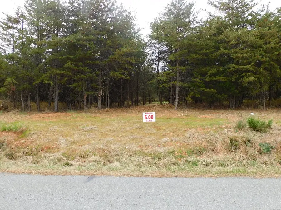 P6 Brights Road, Gretna, VA 24557 - #2