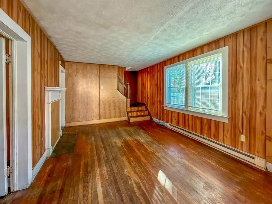 1103 South Avenue, South Boston, VA 24592 - Image #3