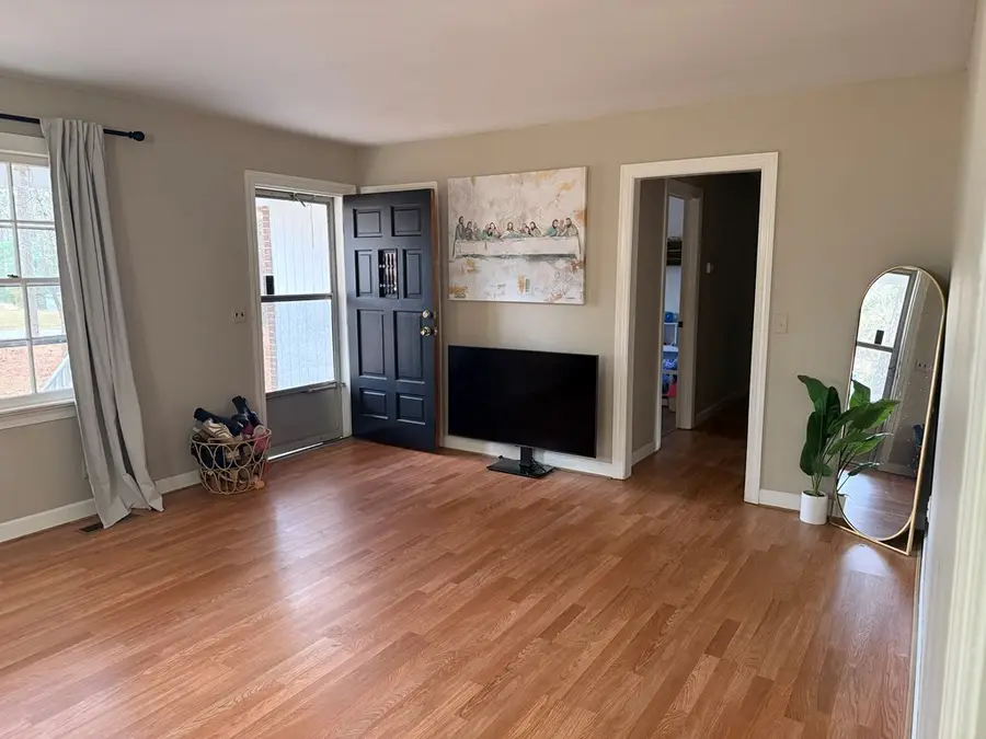 736 Holmes Street, South Hill, VA 23970 - Image #3