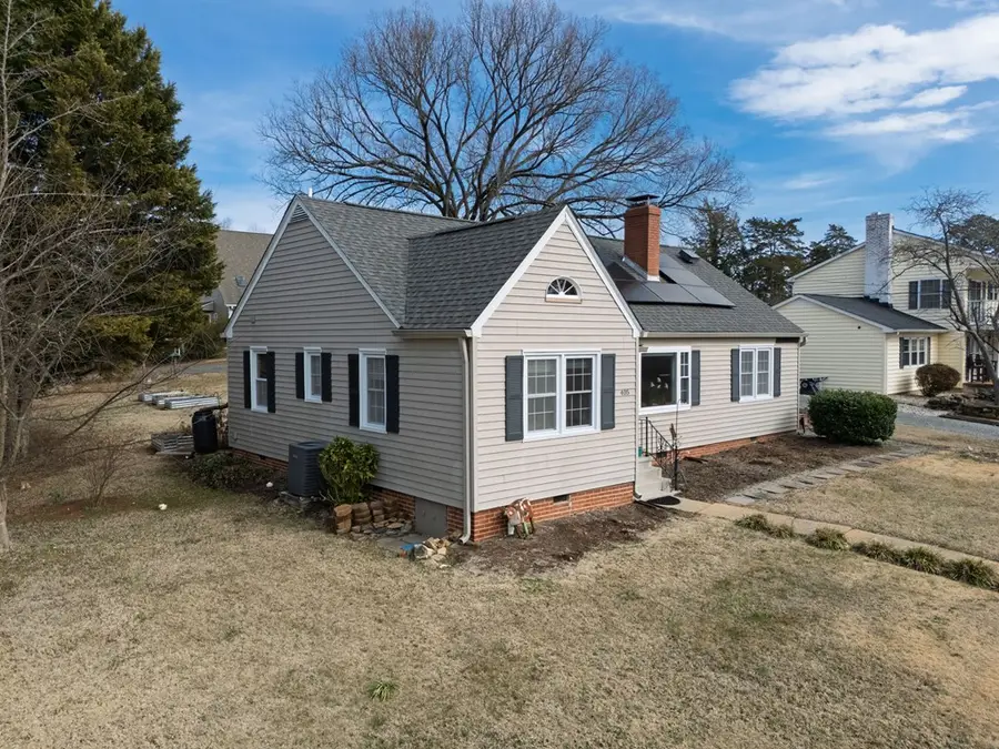 405 Fifth Street, Clarksville, VA 23927 - #2