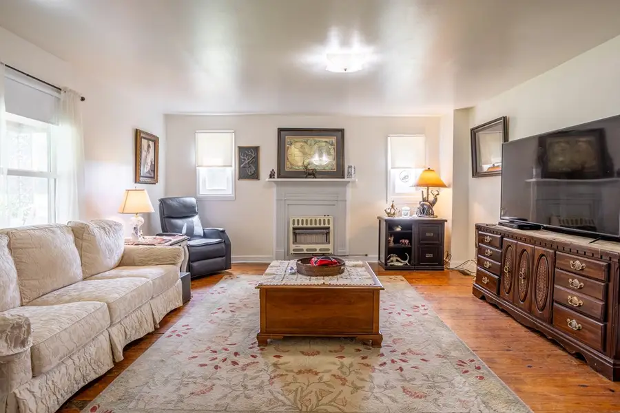 5501 Fort Mitchell Drive, Chase City, VA 23924 - #3