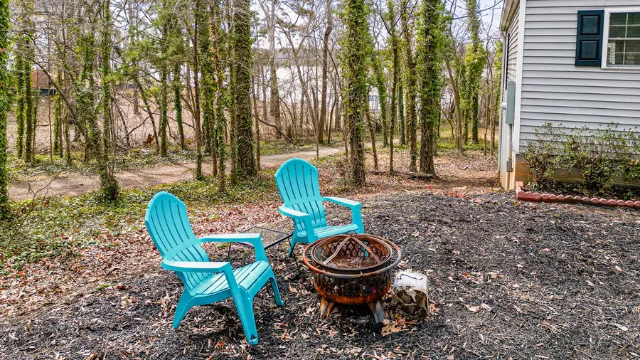 99 Occoneechee Drive W, Clarksville, VA 23927 - #3