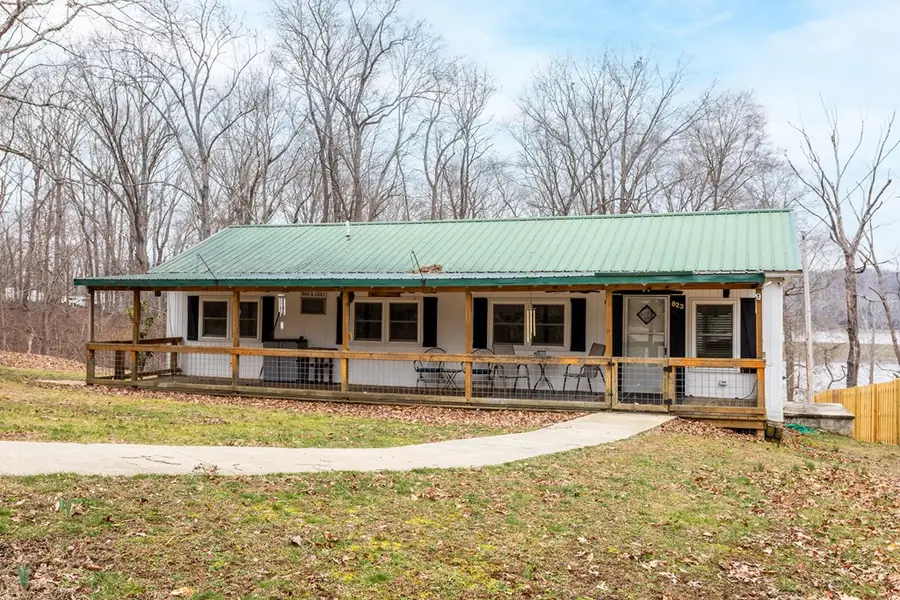 623 Holly Hill Drive, Buffalo Junction, VA 24529 - #3