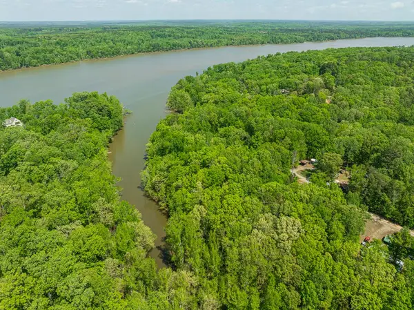 39-41 Riverview Avenue, Buffalo Junction, VA 24529