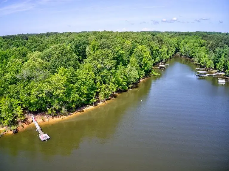 136 Lakefront Drive, Clarksville, VA 23927 - #2