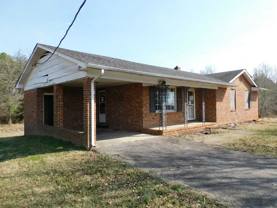 3057 Dryburg Road, Scottsburg, VA 24558 - #3