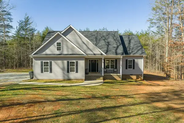 1141 Burton Road, Scottsburg, VA 24589