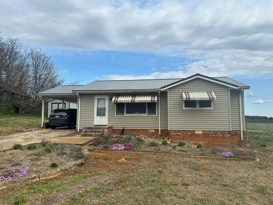 20025 Old Richmond Road, Keeling, VA 24566 - #2