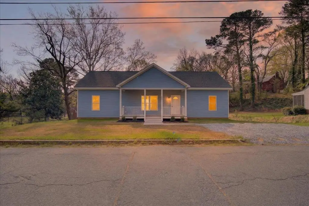 403 Rose Hill Avenue, Clarksville, VA 23927 - #1