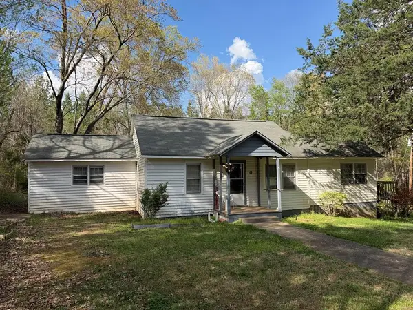 1056 Murphy Grove Road, Halifax, VA 24558