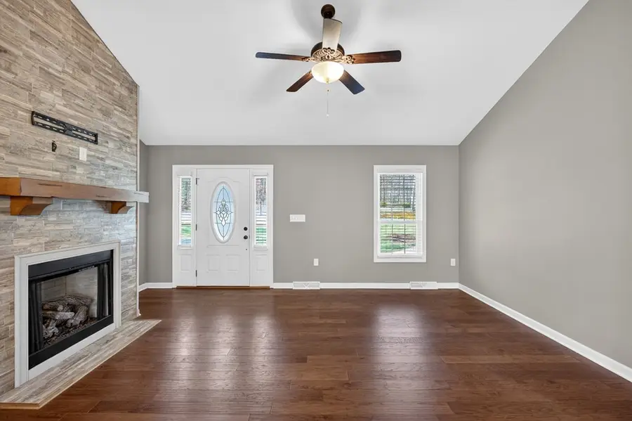 1722 Country Club Road, Appomattox, VA 24522 - #3