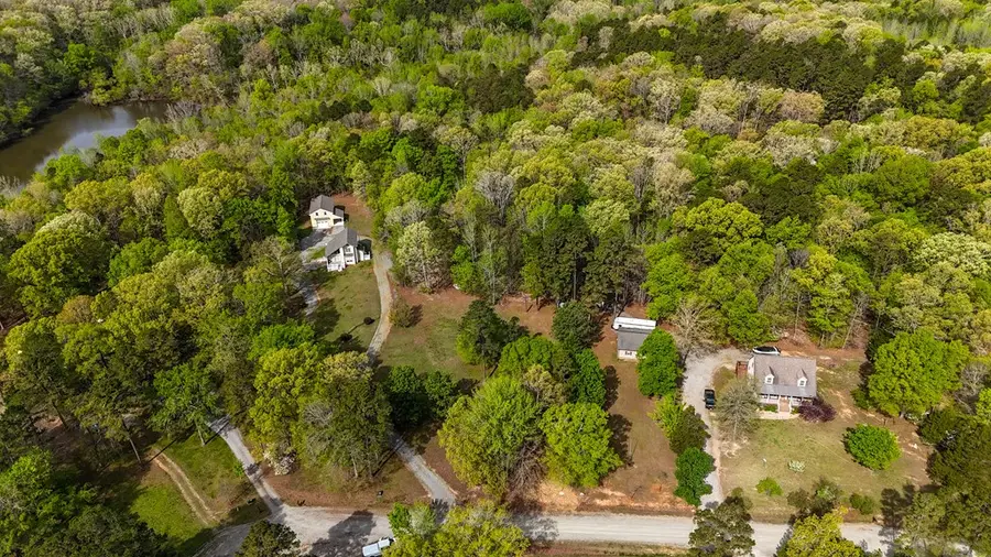 696 Sandie Point Drive, Clarksville, VA 23927 - #2