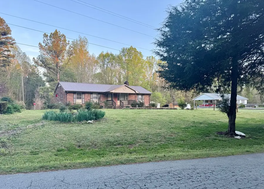 1533 Shiney Rock Road, Clarksville, VA 23927 - #3