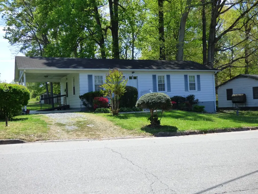 301 Glendale Drive, South Boston, VA 24592 - #2