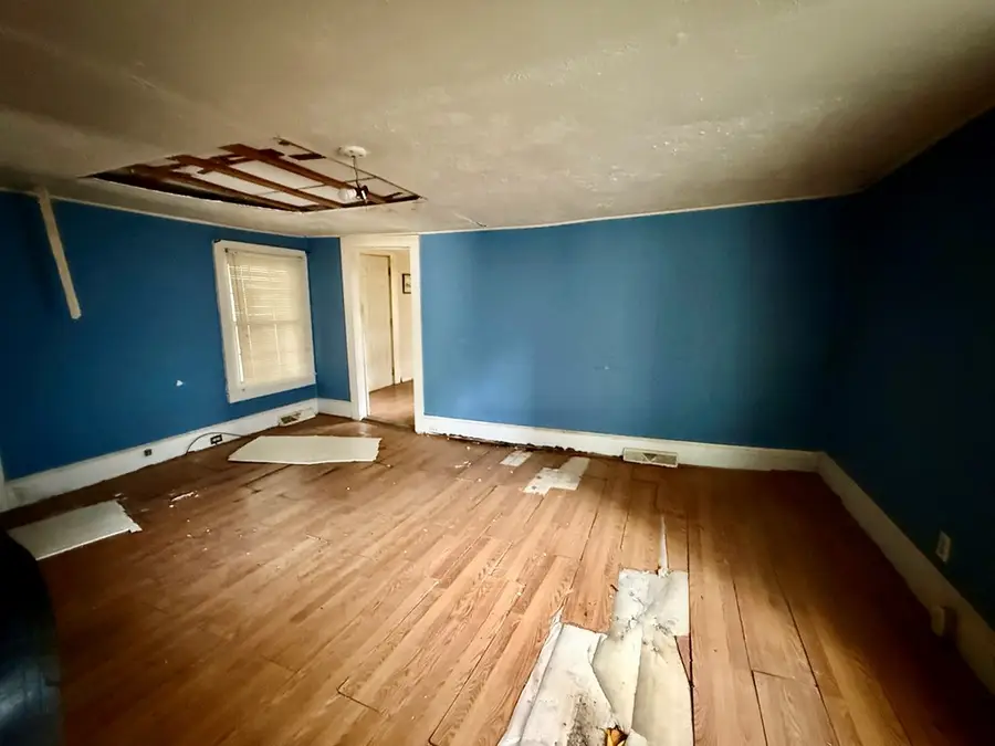 1017 South Avenue, South Boston, VA 24592 - #3