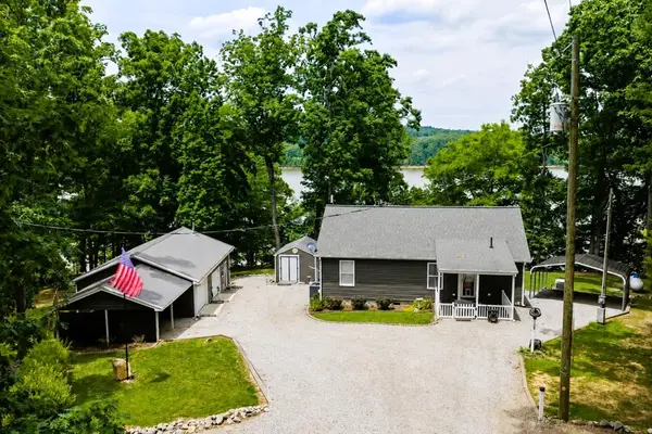 76 Thacker & Shelton Lane, Buffalo Junction, VA 24529