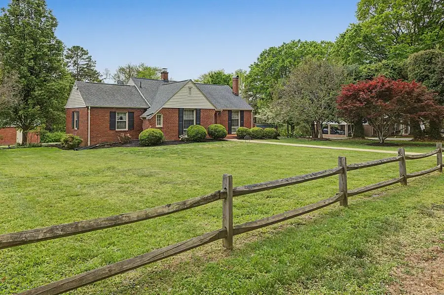 550 Oak Lane, Halifax, VA 24558 - #2