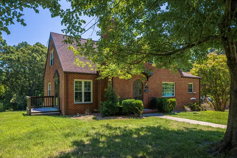 1403 South Avenue, South Boston, VA 24592 - #2