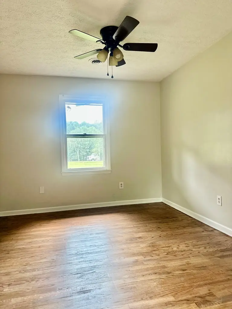 6099 Clays Mill Road, Scottsburg, VA 24589 - #3