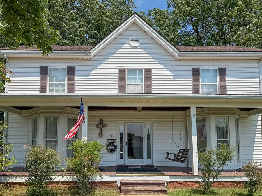 315 N Marshall Street, Chase City, VA 23924 - #3